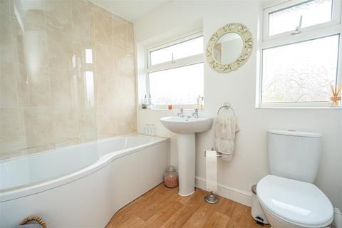 10 Grange Park, Albrighton, Wolverhampton, WV7 3EN