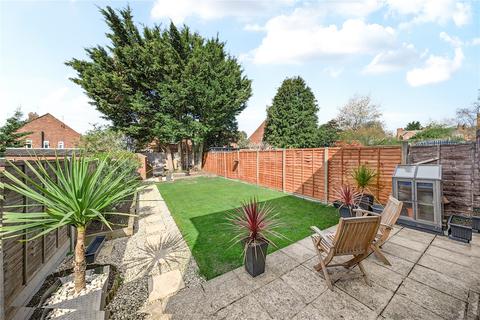 19 Field Way, Ruislip, HA4 7LY