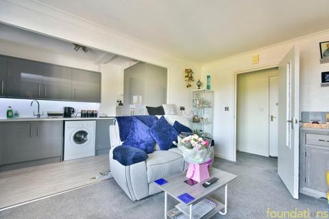 1 bedroom apartment for sale, Brookfield Road, Bexhill-on-Sea, TN40