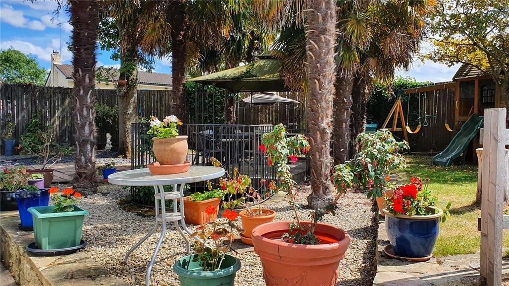 Garden 2.jpg