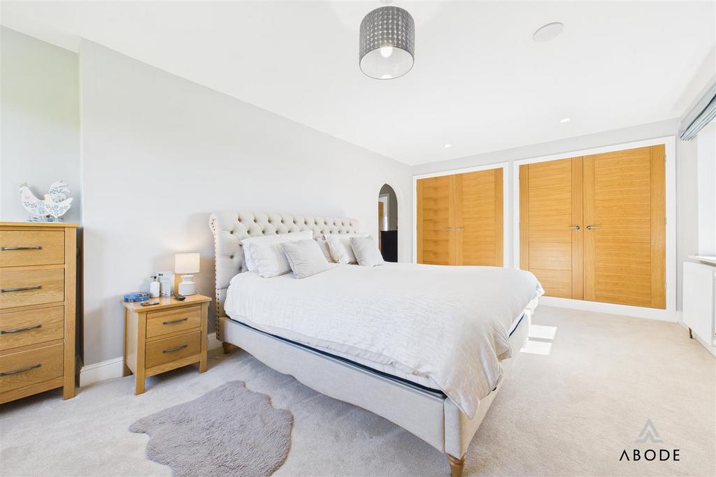 CAM03473 G0-PR0311-STILL002.jpg