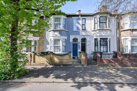 64 Lansdowne Road, London, E17 8QU