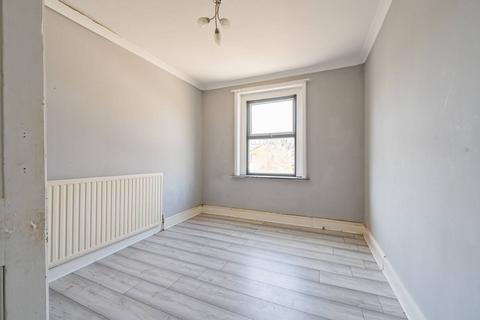 64 Lansdowne Road, London, E17 8QU