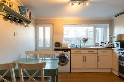 2 bedroom terraced house for sale, Pen-Yr-Heol, Pen-Y-Fai, CF31