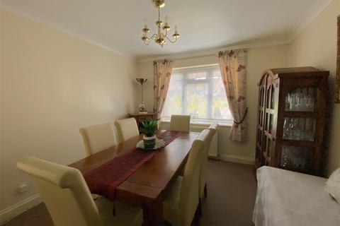 6 Callums Walk, Bexhill-on-sea, TN40 2JF
