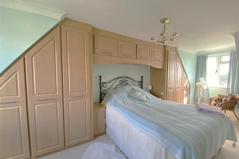 6 Callums Walk, Bexhill-on-sea, TN40 2JF