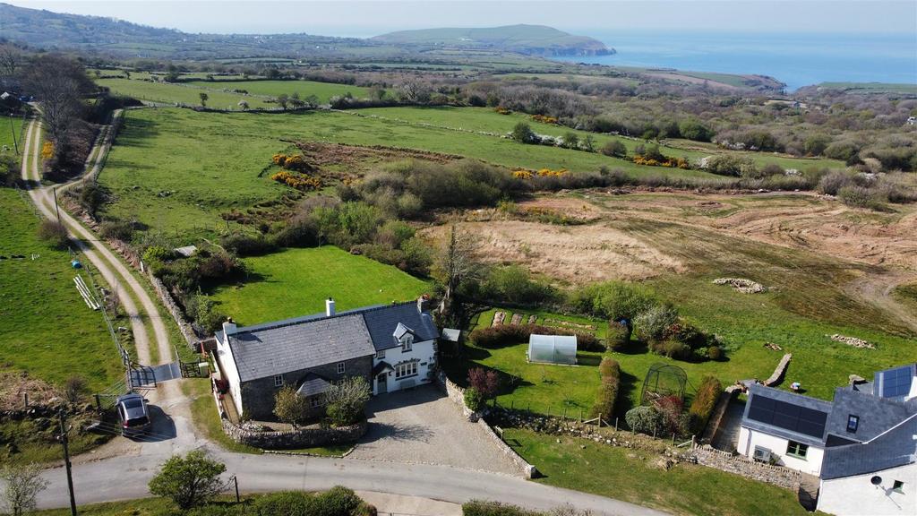 Maesteg Mountain West, Newport, Pembroksehire, SA4