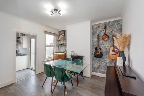24 Rowan Road, Bexleyheath, DA7 4BW