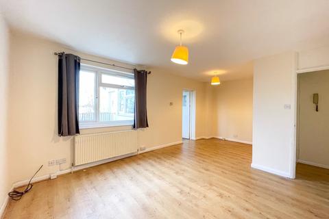 undefined, Pier Road, Northfleet, Gravesend, Kent, DA11