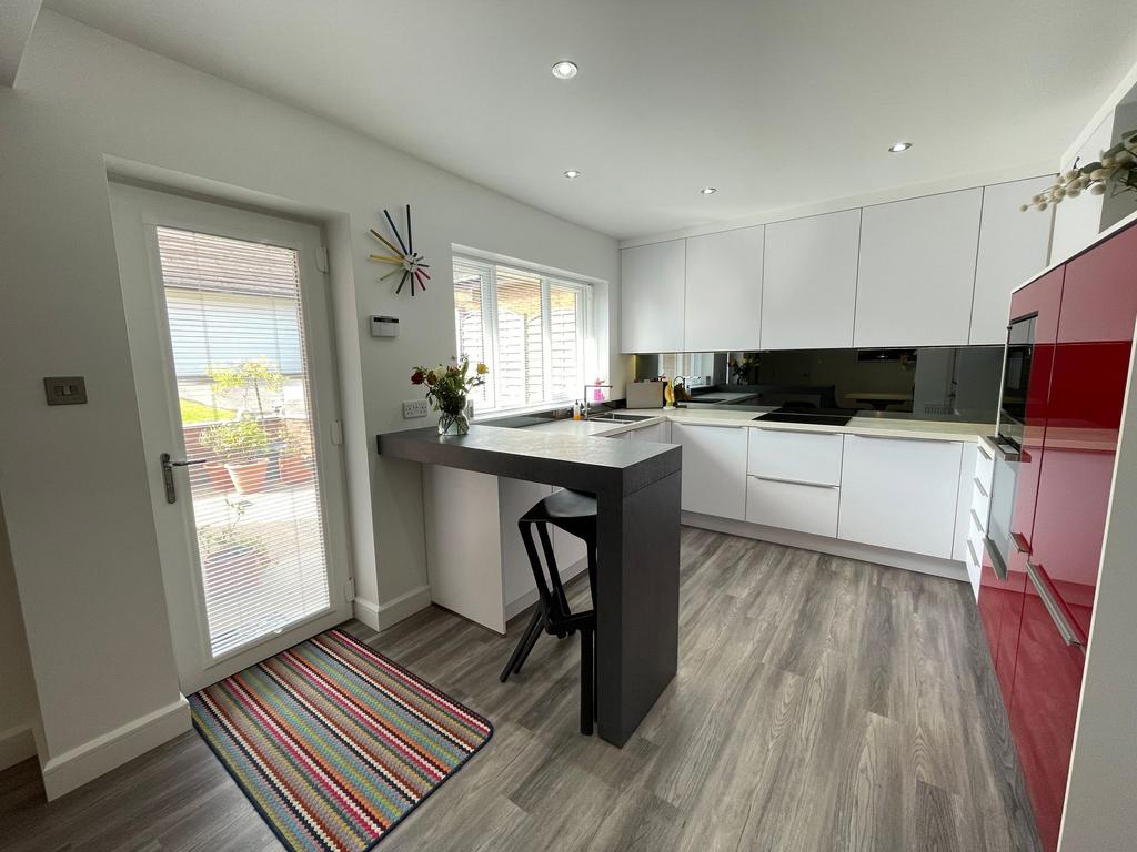 Dining kitchen