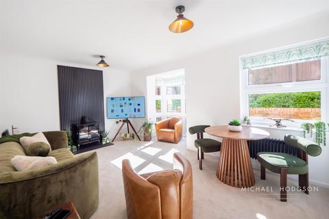 2 bedroom flat for sale, Beecholm Court, Ashbrooke, Sunderland