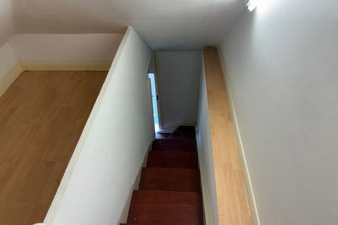 7 bedroom detached house to rent, Nightingale Road, Edmonton
