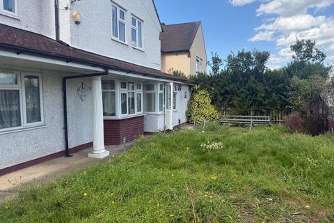7 bedroom detached house to rent, Nightingale Road, Edmonton