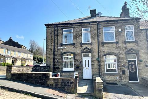 3 bedroom end of terrace house for sale, Spark Street, Huddersfield, HD3
