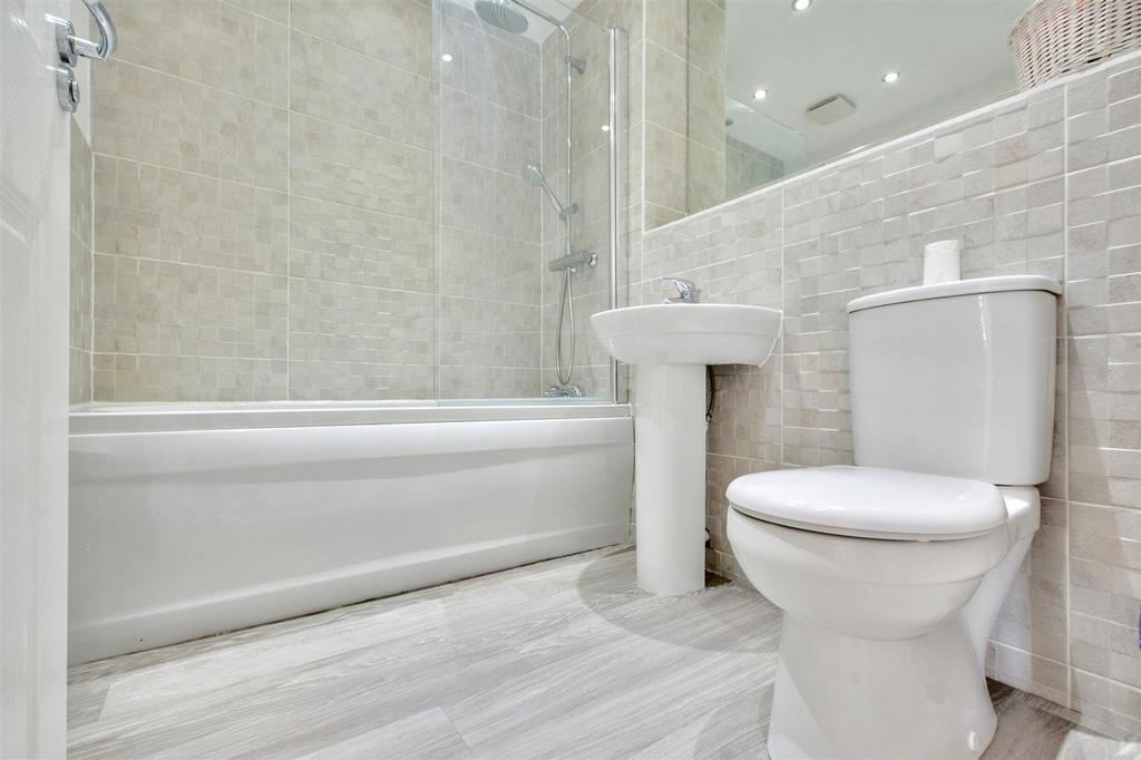 Bathroom.jpeg