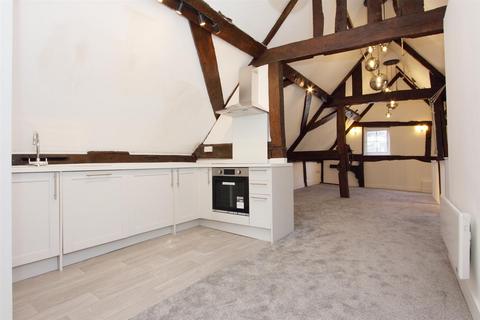 1 bedroom flat to rent, Minster Street, Salisbury