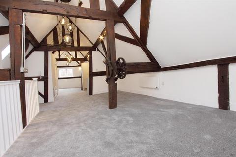1 bedroom flat to rent, Minster Street, Salisbury