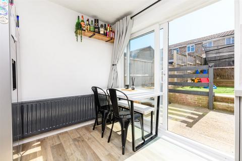 2 bedroom terraced house for sale, Hamwick Green, Chatham ME5