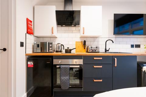Studio to rent, Derby DE1
