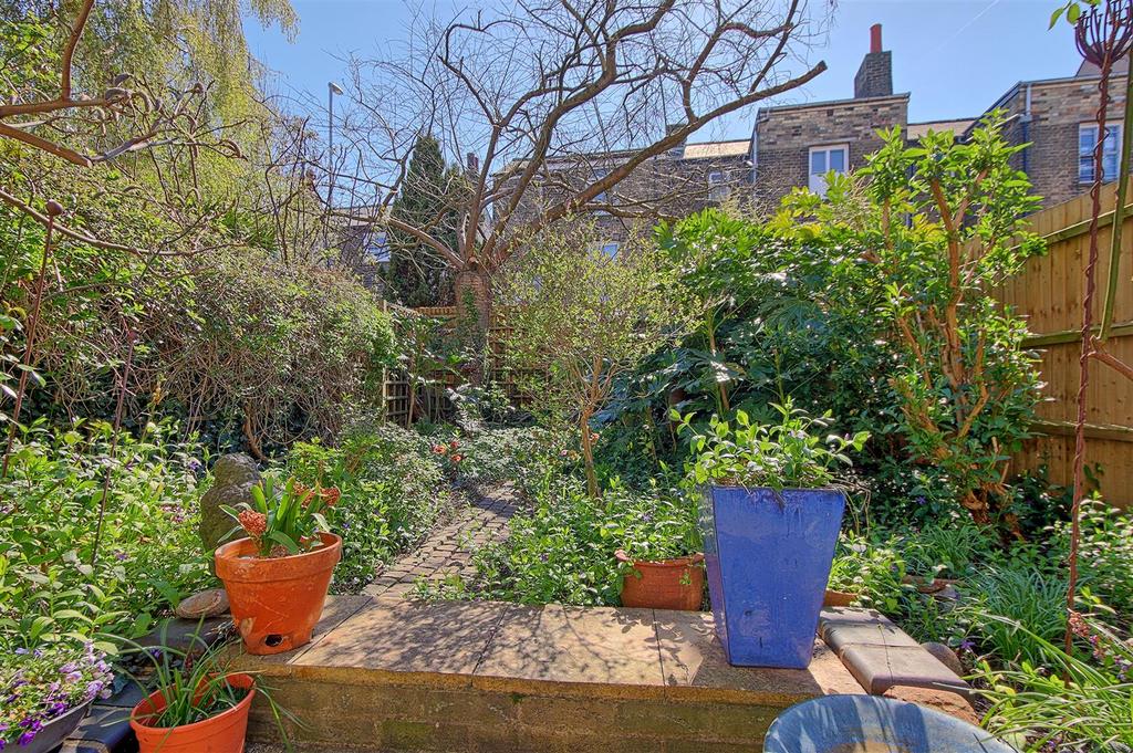 Garden 2.jpg
