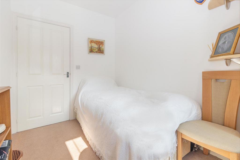 Bedroom3-3.jpg