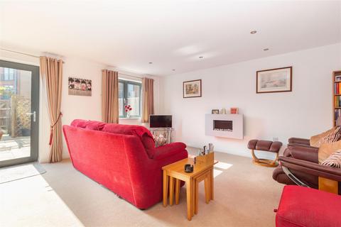24, Bradley Court Crossley Road, Worcester, WR5 3GH