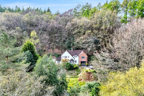 26 Marley Combe Road, Haslemere, GU27 3SW
