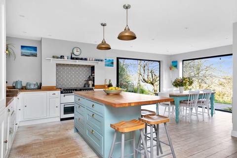 26 Marley Combe Road, Haslemere, GU27 3SW