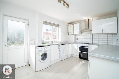25 Gracemere Crescent, Yardley Wood, Birmingham, B28 0TY