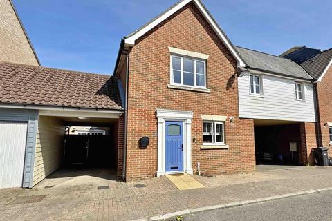 2 Coopers Crescent, Great Notley, Braintree, CM77 7DG
