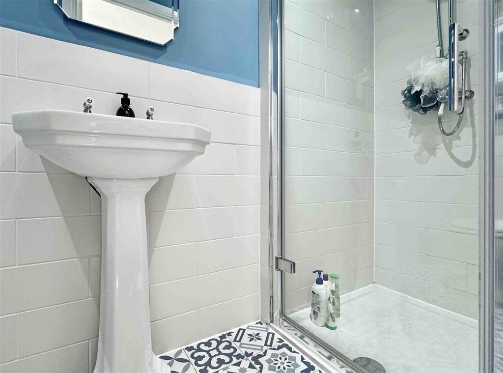 En-Suite b.jpg