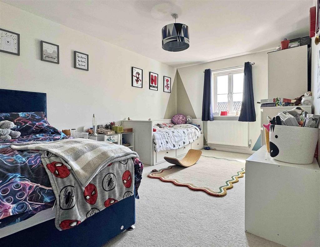 Bedroom 2.jpg