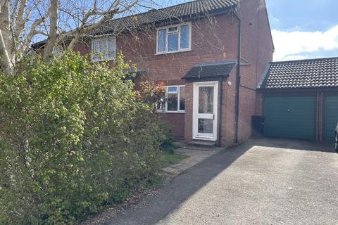 14 Bracken Close, Bookham, Leatherhead, KT23 3ER