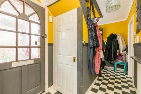 2 bedroom semi-detached house for sale, Taunton Road, Brighton