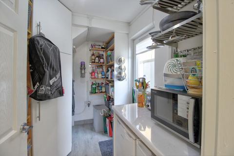 100 Canons Gate, Harlow, CM20 1QQ