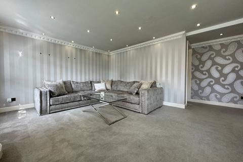 2 bedroom flat to rent, Malvern Park Avenue, Solihull, West Midlands, B91