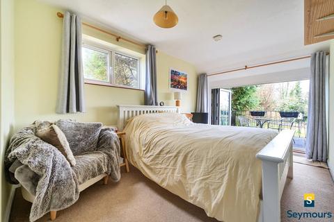 60 High View Road, Guildford, GU2 7RU