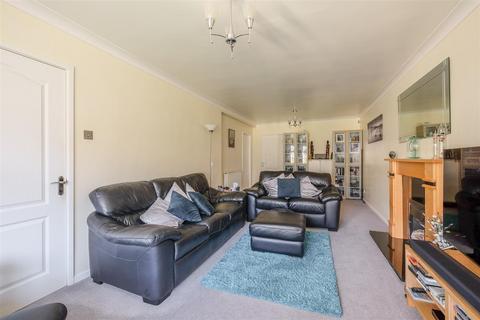 5 bedroom detached house for sale, Wentworth Court, Brighouse