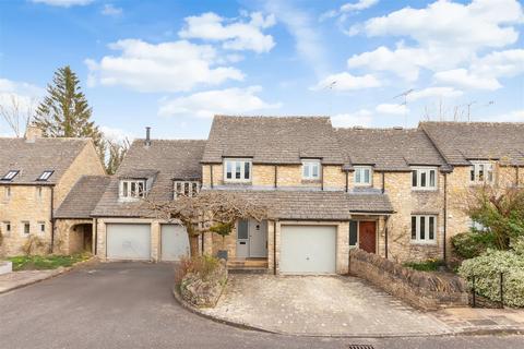 5 Chapmans Piece, Burford, OX18 4DN