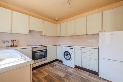 2 bedroom detached house for sale, Spenfield Court, Liversedge