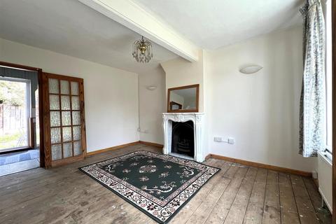 2 bedroom end of terrace house for sale, Otterbourne Road, London E4