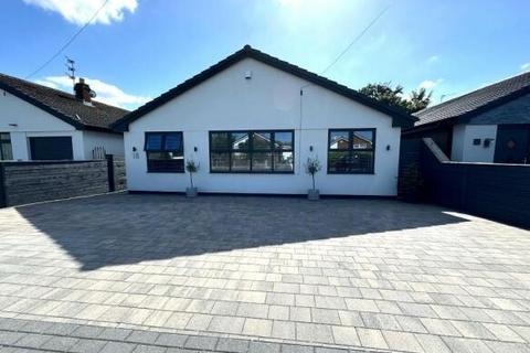 3 bedroom detached bungalow for sale, Welford Avenue, Lowton