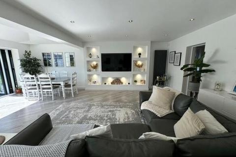 3 bedroom detached bungalow for sale, Welford Avenue, Lowton