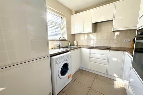 2 Stanhope Road, Bexleyheath, DA7 4PU