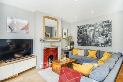 103 Leighton Road, London, W13 9DR