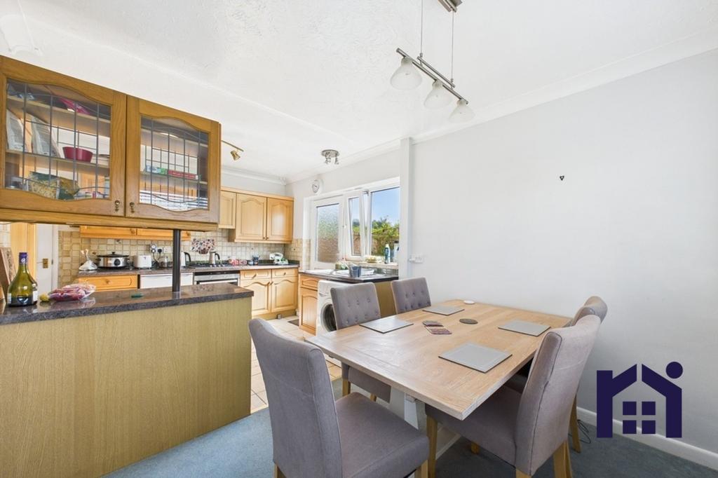 Dining kitchen
