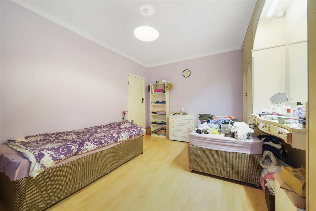 26 Toley Avenue - 4upv8js KF39o53a O2 QSq.jpg