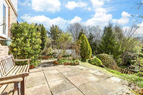 3 bedroom end of terrace house for sale, Stafford Road, Caterham CR3
