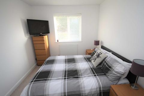 2 bedroom apartment to rent, Hebbecastle Down, Bracknell RG42