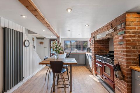 54 Fox Hill Road, Sheffield, S6 1HB
